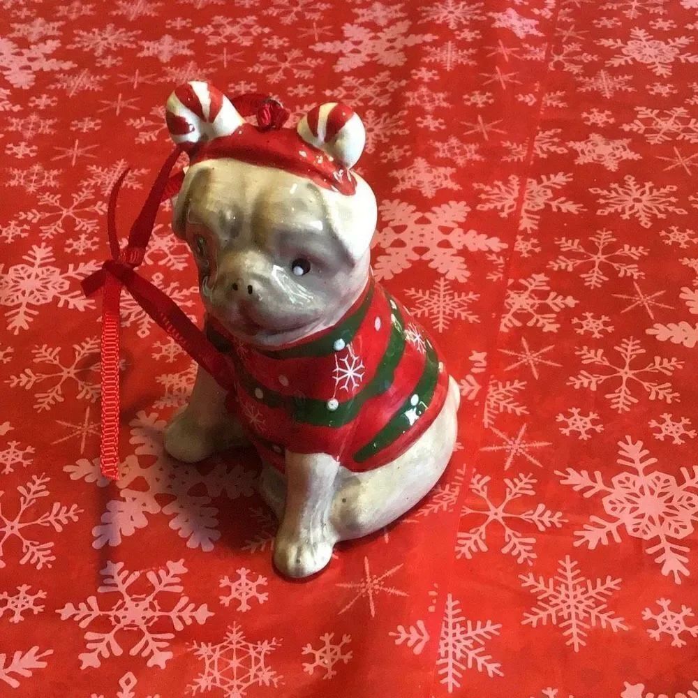 Bulldog ornament new with tag